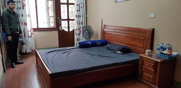 BÁN NHÀ TRẦN PHÚ, 33m2x4 SIÊU RẺ 2.45 VỚI CẦU THANG GỖ LIM.