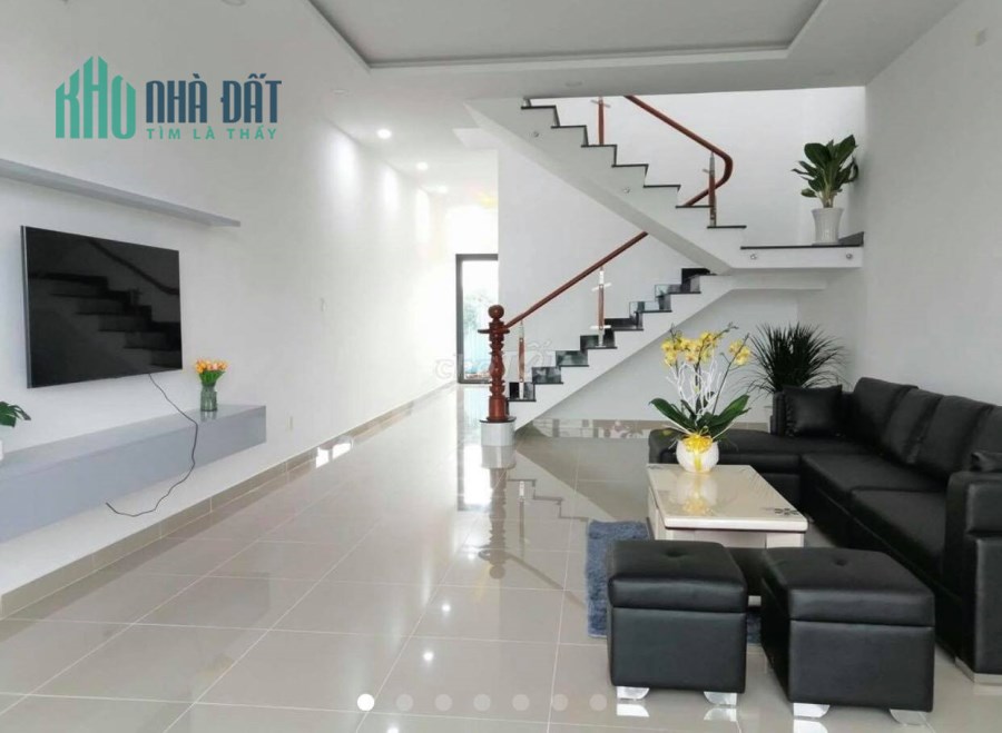 bán nhà phố như hình bao gồm các nội thất
