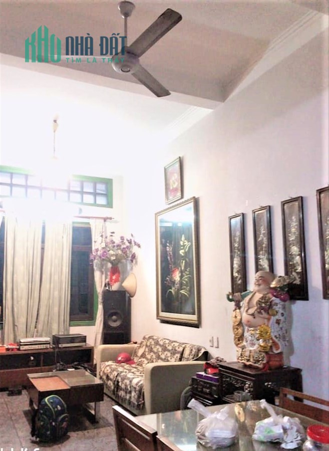 Bán nhà ngõ 25 Hồ Giám, Đống Đa. DT 34m2*5T; giá 3,3 tỷ