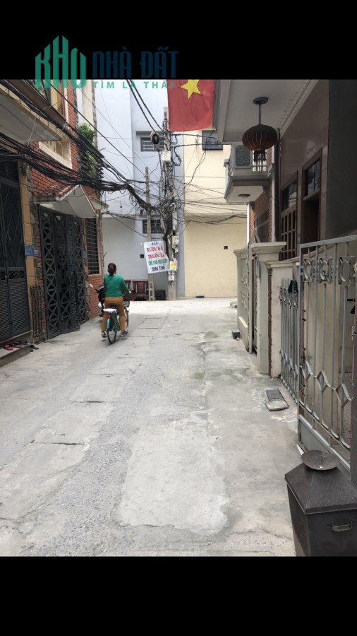 Bán Nhà Phân Lô Phố Vạn Phúc 33m Ô Tô Đỗ Cửa Nhỉnh 2 tỷ.