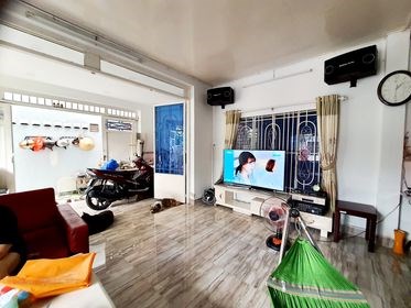 Quận 4 HCM siêu rẻ giá 3.5 tỷ, đường nguyễn khoái, P2, Q4