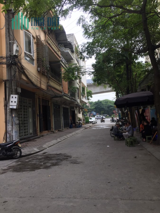 Bán nhà Nhuệ Giang- Hà Đông,  gần 45m2, Giá chỉ 4.7 tỷ. 0912395696
