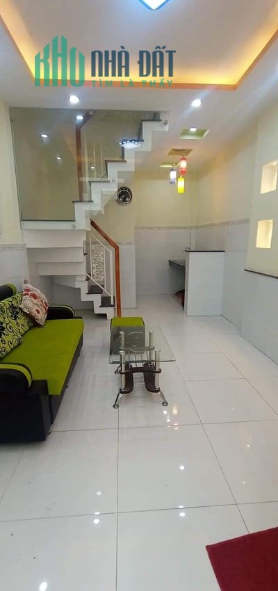 Gấp gấp bán nhà tại Phường 10 Quận 11 - 21m2 - 2 lầu - 2tỷ7 thương lượng