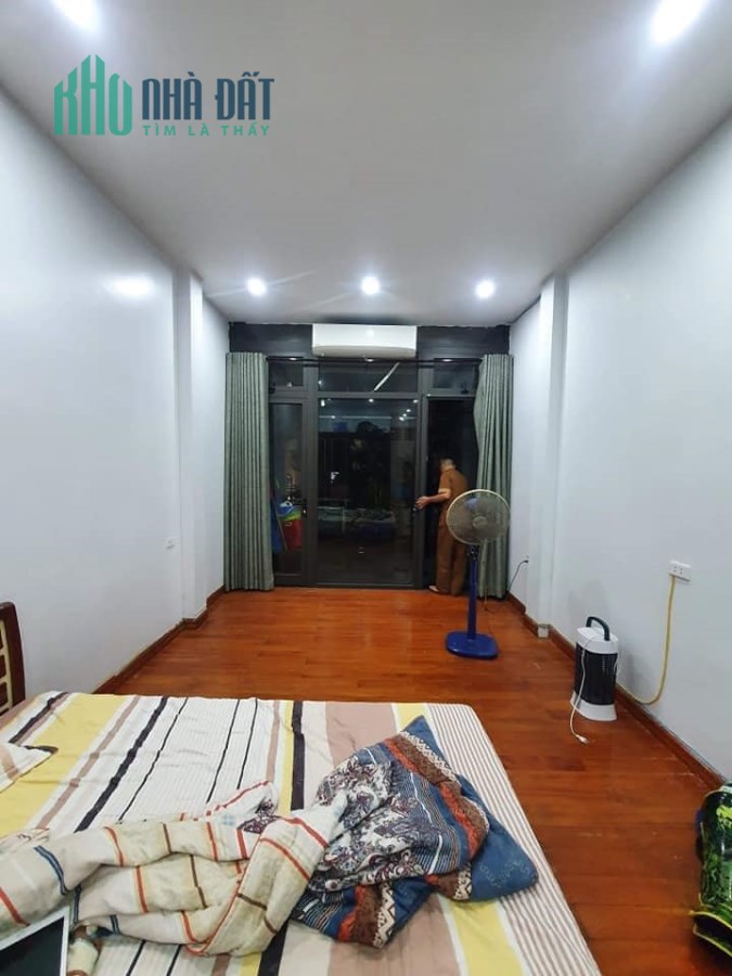 8.5tỷ Nhà phố Hồng Hà,Ba Đình 45mx5Tầng,MT3.5m,phân lô Ôtô cửa