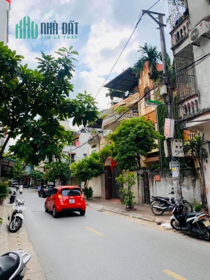 Bán nhà Ngọc Lâm ,vị trí kinh doanh đẹp,60m,5 tầng,mt 10m,giá 6,2tỷ.Lh:0989126619.