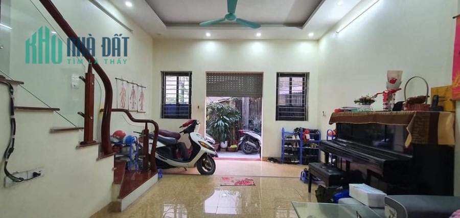 bán nhà Vũ Tông Phan 45mx4 tầng 3.8 tỷ Thanh Xuân, lô góc, nhà đẹp