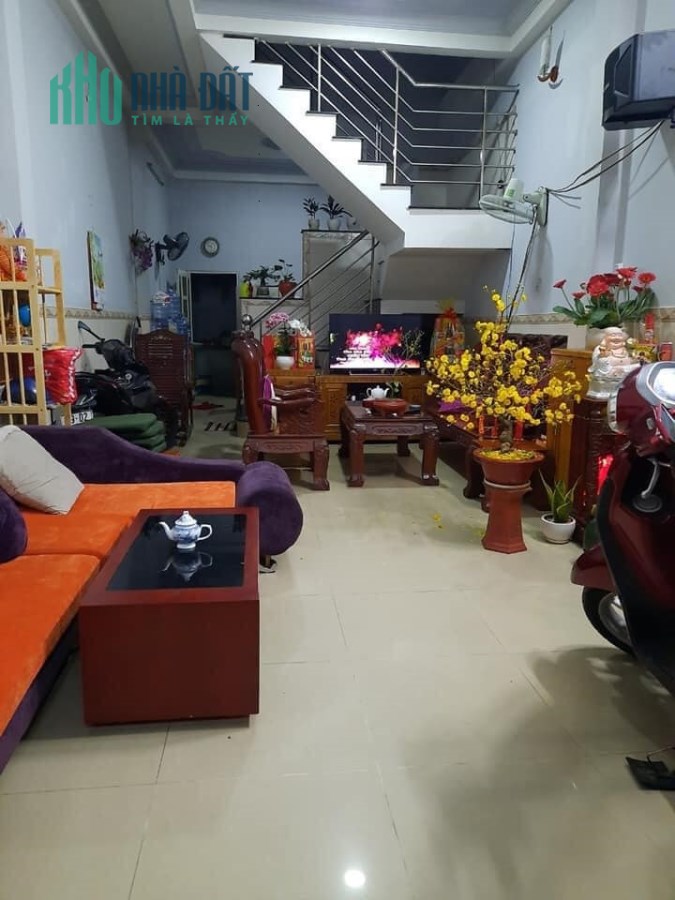 Cần tiền bán gấp 47 m2 4 tầng hẻm oto cách mạng tháng 8 giá chỉ 6 tỷ 5