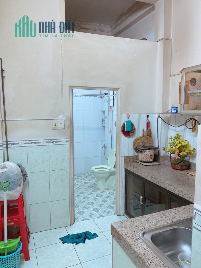 Xe hơi đậu cửa, đường Hòa Hưng , Quận 10, 3 tầng, giá chỉ 3.05 tỷ