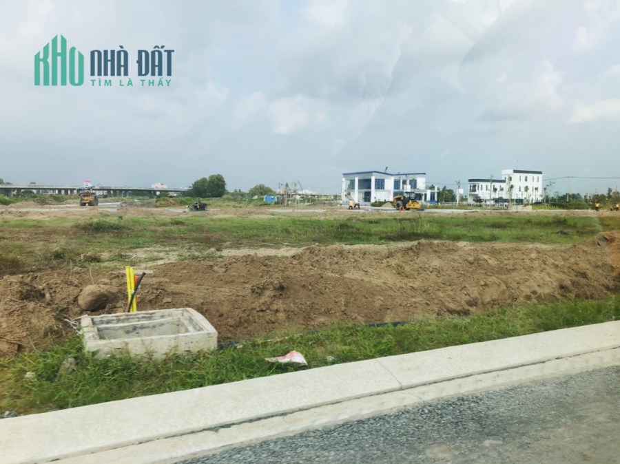 Chỉ 250 triệu dọn vào ở ngay nhà phố Bình Chánh