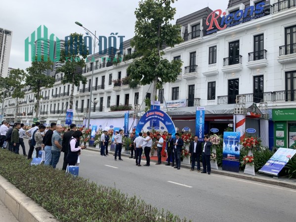 Bán Gấp Căn Shophouse Embassy Garden Hàng Đỉnh Khu Tây Hồ Tây Giá Chỉ 250Tr/m2 Hoàn Thiện Cơ Bản