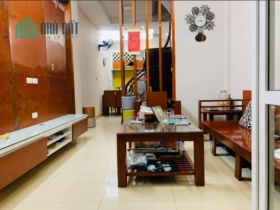 Bán nhà Xã Đàn Đống Đa Nhỉn 4 Tỷ, Ở luôn, 40M2, 5 Tầng, 3.6MT