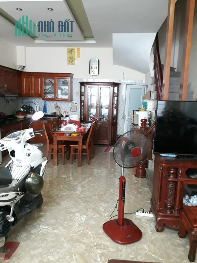CHẠM MẶT RA PHỐ - NHÀ GÌ MÀ THOÁNG THẾ - NHÀ XUÂN ĐỈNH 70M2*5T 3.8 TỶ.