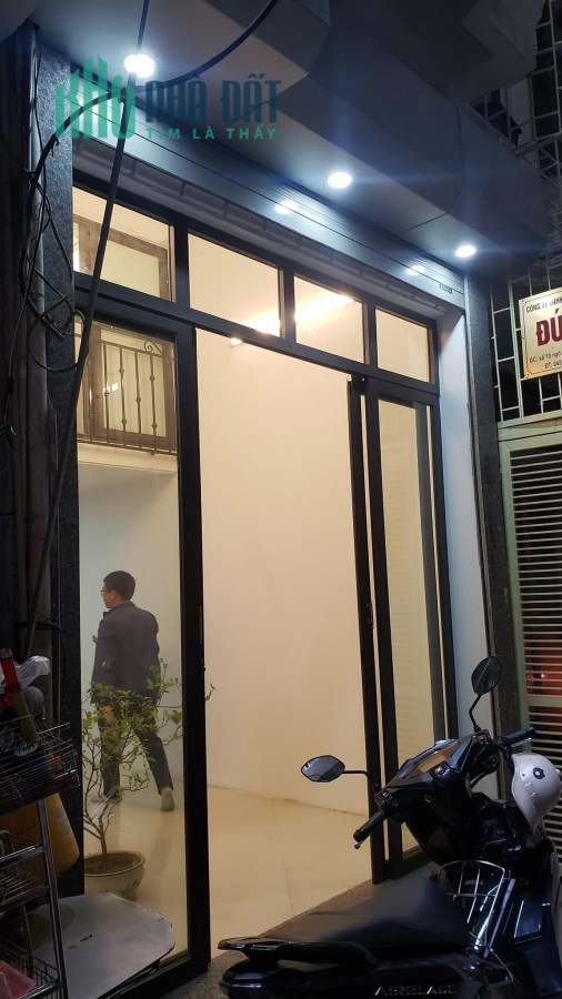 BÁN NHÀ ĐÊ TÔ HOÀNG - 23M*4 TẦNG* MẶT TIỀN 3M* 2,3 TỈ - HIẾM NHÀ BÁN
