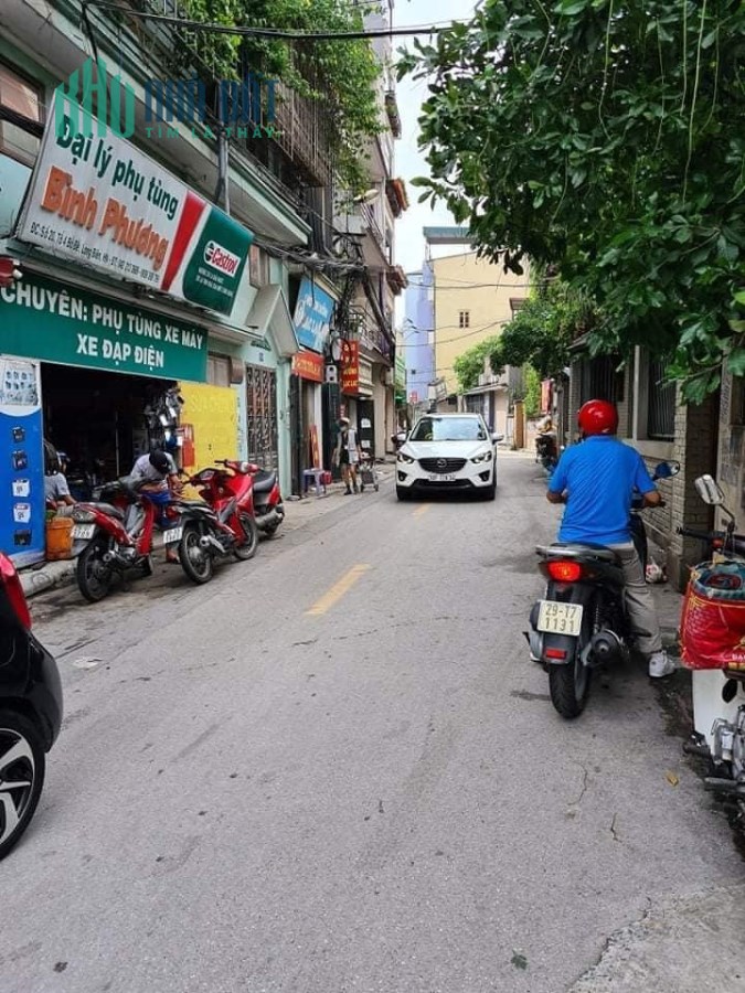Bán nhà ngõ 80 phố Hoa Lâm,mặt ngõ kinh doanh,đường nhựa,70 m,4 tầng,giá 5,4 tỷ.