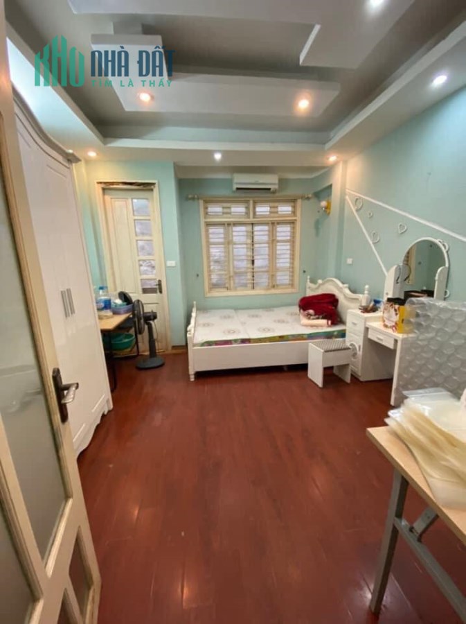 Bán Nhà Riêng Ngã Tư Sở Thanh Xuân 35m2. 3,3 Tỷ