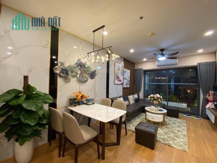 Bán ngoại giao căn hộ 86m2 ban công hướng Nam 2PN+1 TSG Lotus Sài Đồng, giá 2,2 tỷ