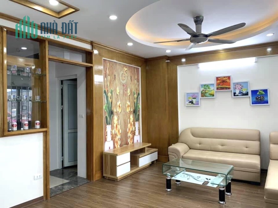 Bán Nhà Tân Mai 1tỷ85, 35m2, Mt 4.7m, ôtô 50m, Rẻ, Gần Bến Xe, Trường Học. LH: 0395291861