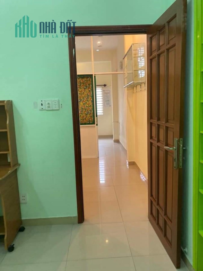 Đáo nợ ngân hàng, bán gấp nhà Lê đại hành q11, 2 tầng nở hậu, đẹp chỉ 3,1 tỷ, TL
