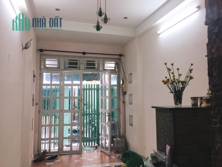 Cần tiền KD Tết, bán gấp nhà Âu Cơ Tân Bình 4 tầng đúc, 30m chỉ 3.3 tỷ, TL