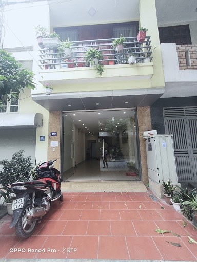 Cho thuê tầng 1 nhà B12 Ngô Thì Nhậm, Hà Đông, 6tr, 0982417398