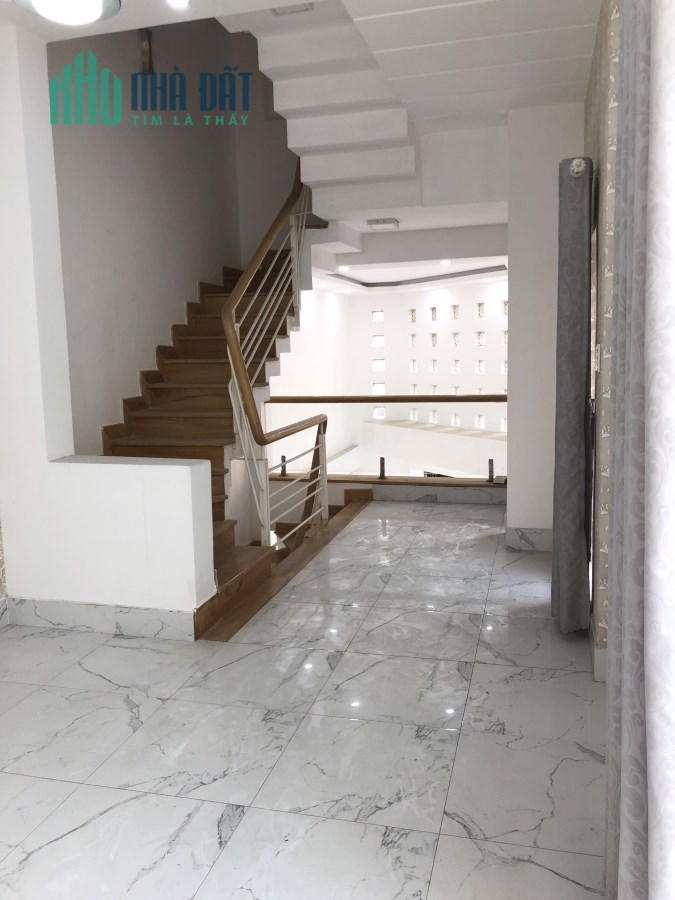 Nhà bán hẻm xe hơi, 5 tầng, lô góc Lê Trọng Tấn, Tân Phú, tặng nội thất chỉ 4,8  tỷ.