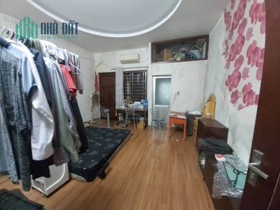 Bán nhà Gia Quất-4 Tầng nhỏ xinh-nội thất đẹp-giá nhỉnh 1.5 tỷ