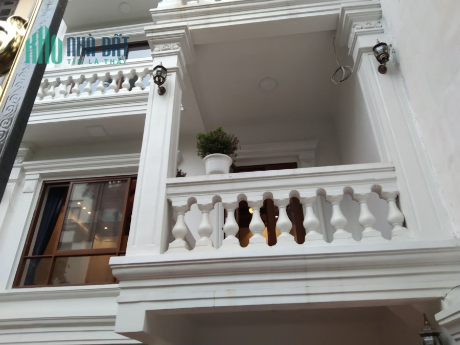 Bán nhà BT, phố Ngụy Như Kon Tum, DT 89x6T, thang máy MT 6.8m, Giá 17 tỷ
