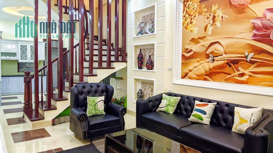 *SIÊU HIẾM* NHỈNH 4 TỶ NHÀ ĐẸP Ở NGAY - PHỐ VIP