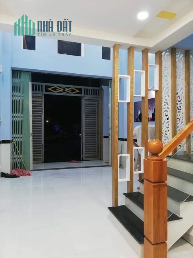 Về quê bán gấp nhà lê trọng tấn, Tây Thạnh, nở hậu, diện tích 62m, 2 tầng hẻm xe hơi chỉ 5,25 tỷ.TL