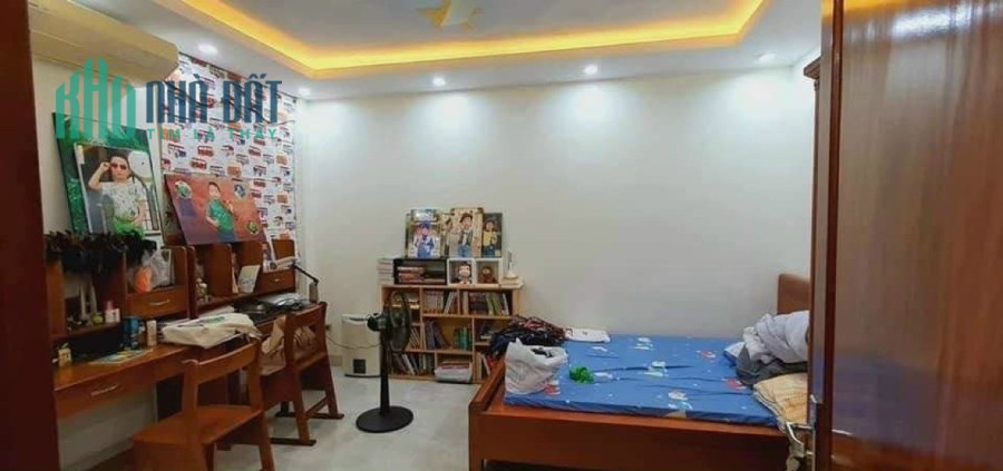 BÁN GẤP, Giảng Võ 45m x 5 tầng, 1 tum giá 4.9 tỷ, LH 0981588619.
