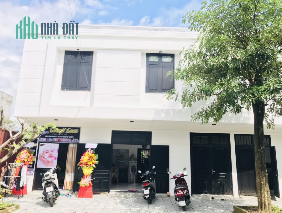 Dãy trọ mặt tiền 20 m cần bán lại giá tốt.