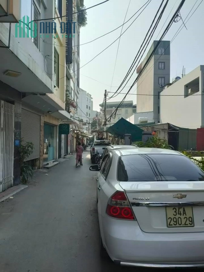 Nhà tuyệt đẹp ! Ngõ ô tô tránh 59 m2, Quan Hoa, Cầu Giấy giá 7.8 tỷ.