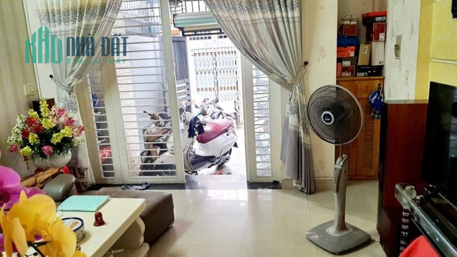Bán nhà Tôn Đản, quận 4, 98m2. Giá chỉ hơn 7 tỷ.