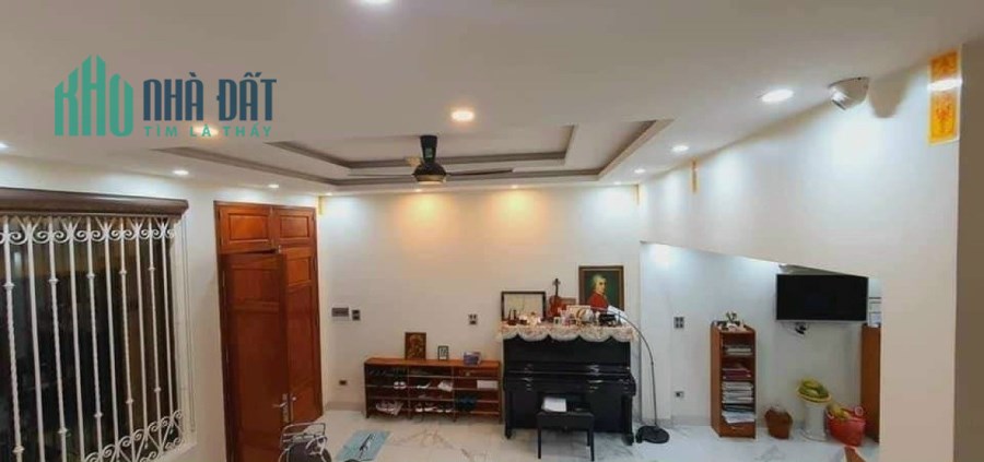 PHỐ VÍP, Vũ Thạnh, DT 64m x 4T, 1 tum, giá nhỉ 5 tỷ  LH 0981588619.