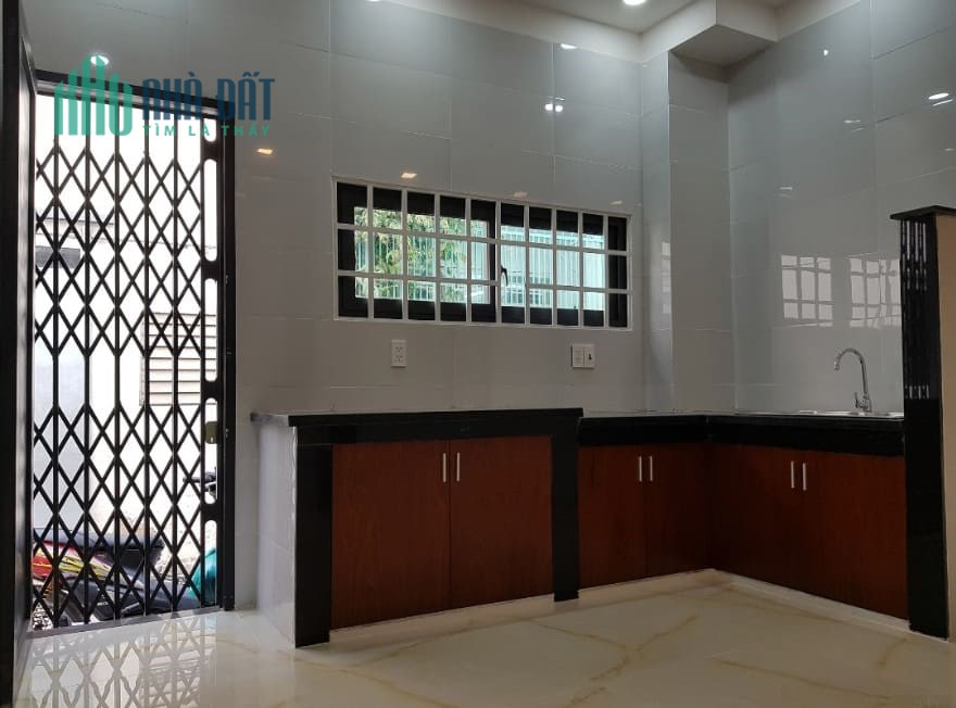 Bán nhà riêng khu phân lô 40m2 đường số 4 Phường 16 Gò Vấp chào giá 3,7 tỷ.