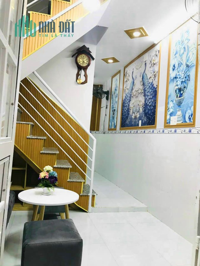 Chỉ 3,5 tỷ có ngay nhà đẹp Âu Cơ, Tân Bình