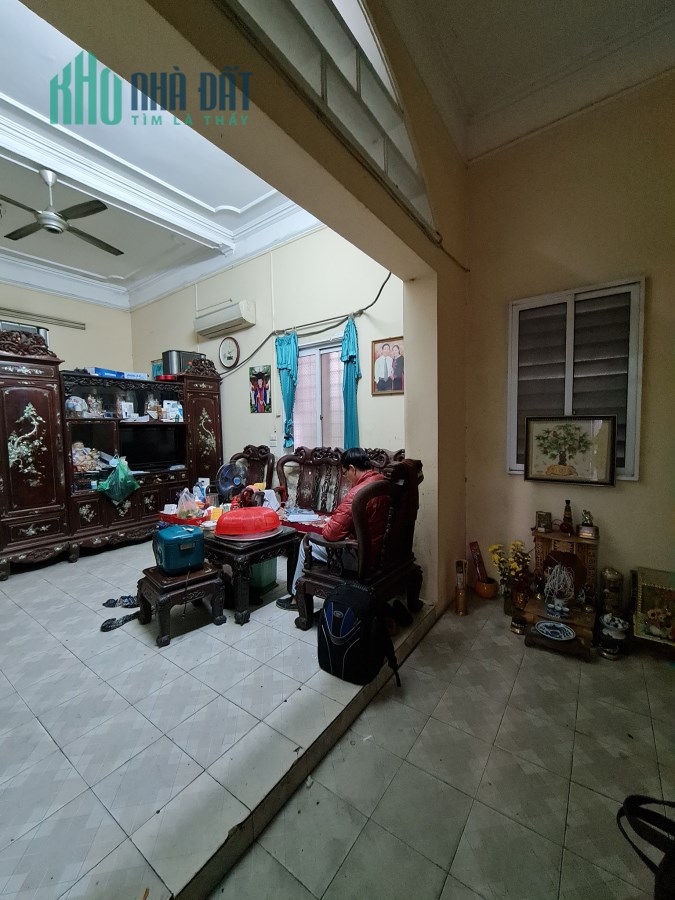 Bán nhà ngõ 24 Ngọc Lâm 63m 3.5 tỷ có thương lượng.