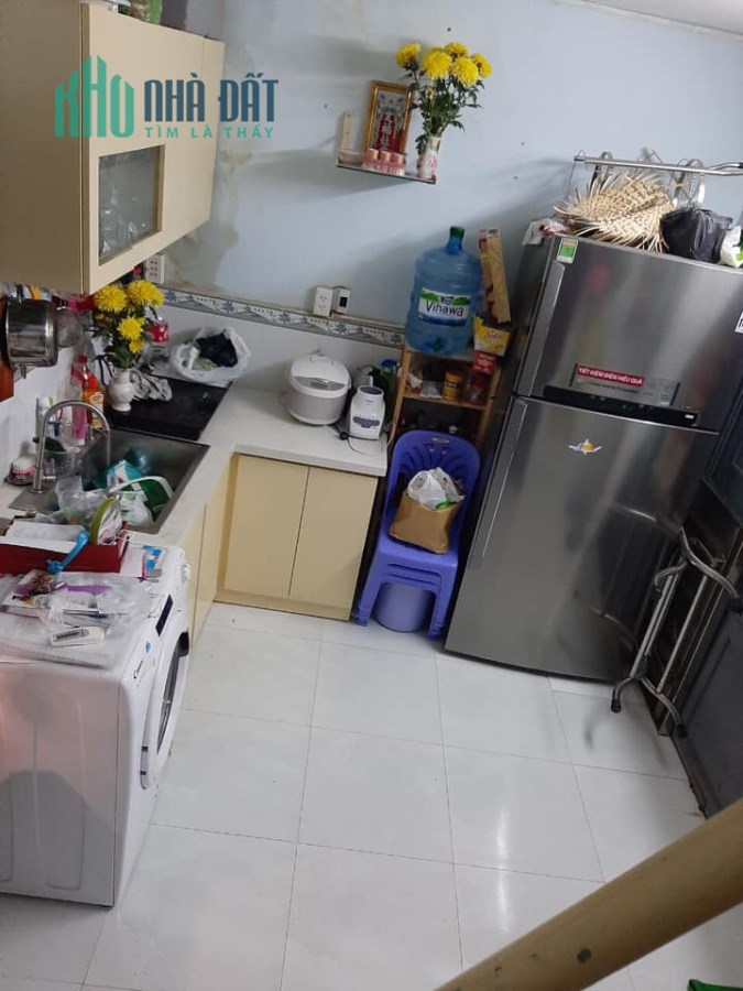 Bán nhà Vĩnh Hội, phường 4, quận 4 giá rẻ chỉ 1.7 tỷ.
