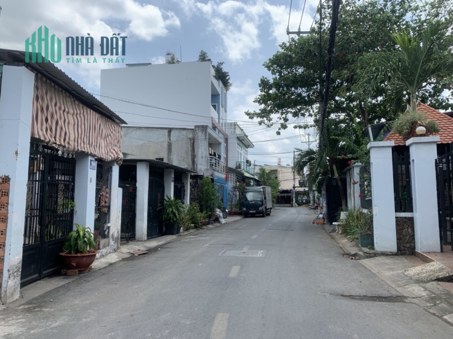 Bán nhà MT Tân Thới Nhất 6, P.Tân Thới Nhất, Quận 12, giá: 4,65 tỷ.