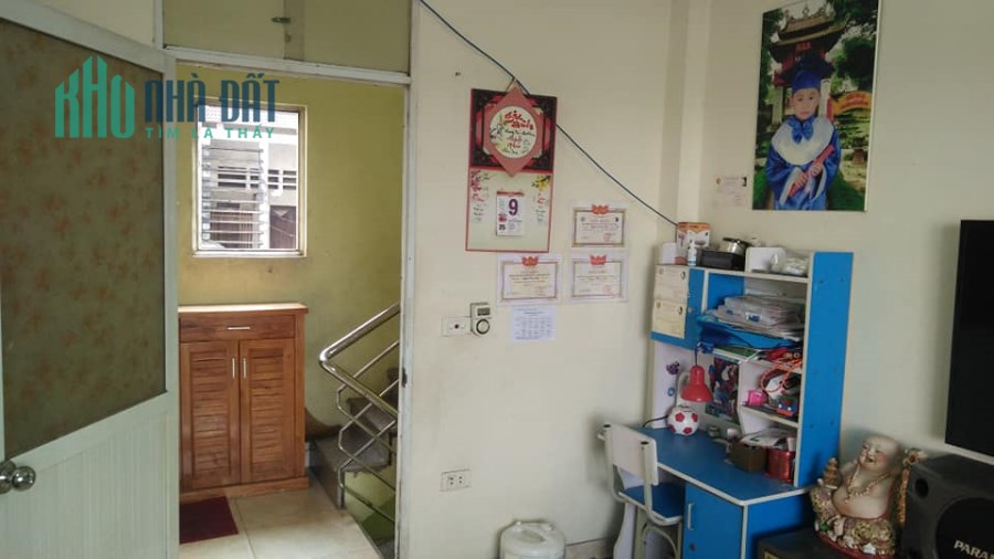 BÁN NHÀ MẶT PHỐ VŨ HỮU, THANH XUÂN, KINH DOANH KHỦNG, 25M, 4 TẦNG, 2 TỶ 9. LH 0945262238