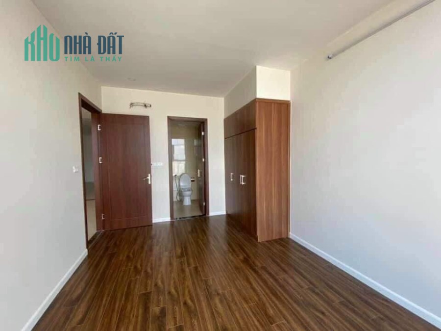 Căn hộ tầng đẹp - 106 m2 - Giá 2.5 Tỷ - 3 ngủ, 2vs- view CV Thiên Văn Học