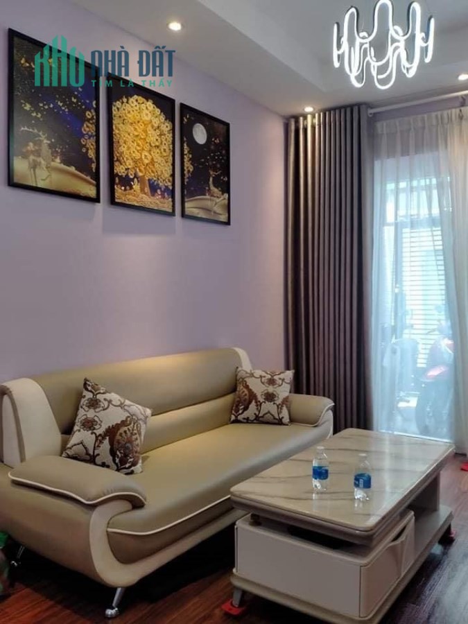Bán nhà siêu rẻ , Sư Vạn Hạnh18m2 vài bước ra MT Quận 10 1,95 tỷ,TL