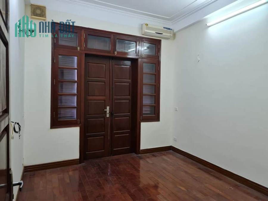 Bán nhà phố Hoàng Như Tiếp, quận Long Biên, DT 58m2, 4 tầng, ngõ ô tô 7 chỗ, giá 5.3 tỷ