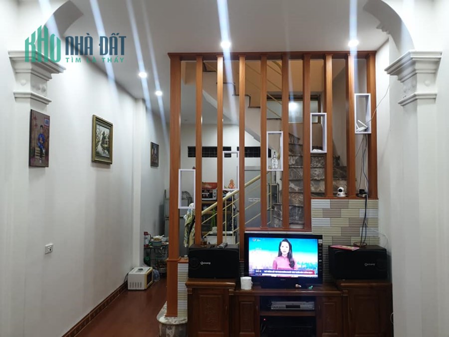 CỰC HIẾM – HOÀNG NHƯ TIẾP - VÀI BƯỚC RA Ô TÔ TRÁNH – VỀ Ở LUÔN.