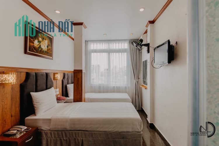 Bán nhà mặt phố Trần Nhật Duật, Q. Hoàn Kiếm, DT 34m2, 6 tầng thang máy, giá 21,8 tỷ