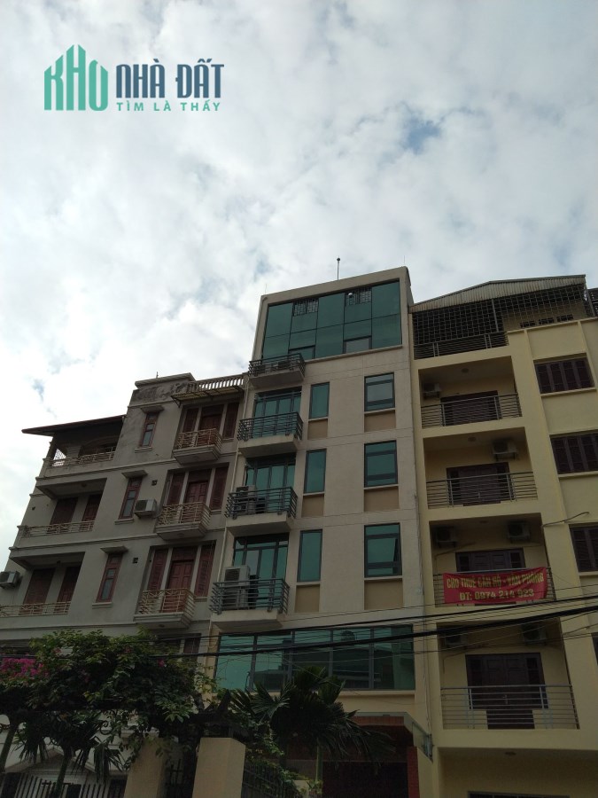 Bán tòa nhà Lạc Long Quân, 2 mặt ngõ,108m2x7T, MT 6.8, Giá 16.5 tỷ