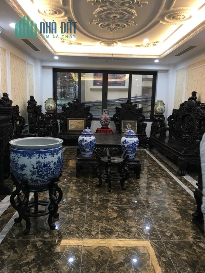 Bán khách sạn Nguyễn Phúc Lai-Kinh doanh 100tr/tháng-Gara ô tô-Thang máy-nội thất xịn