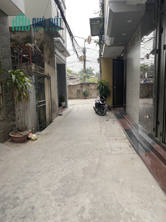 [Lô góc, nhỏ tiền] Chưa đến 2 tỷ nhà phố Gia Quất ngõ 3 gác tránh xe máy 4 tầng ở luôn ⚡️