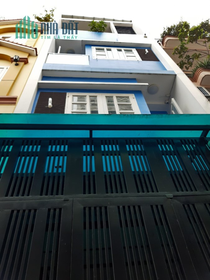Bán nhà đường Nguyễn Đình Chính,Ngã tư Phú Nhuận,36m2 giá chỉ 5 tỷ.