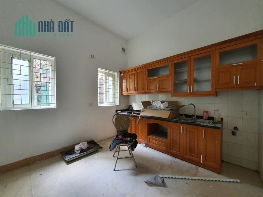 Bán gấp nhà Khương Đình, xong trước tết cho con ra nước ngoài! 70m2, 4T, MT4.1m, 3.4tỷ